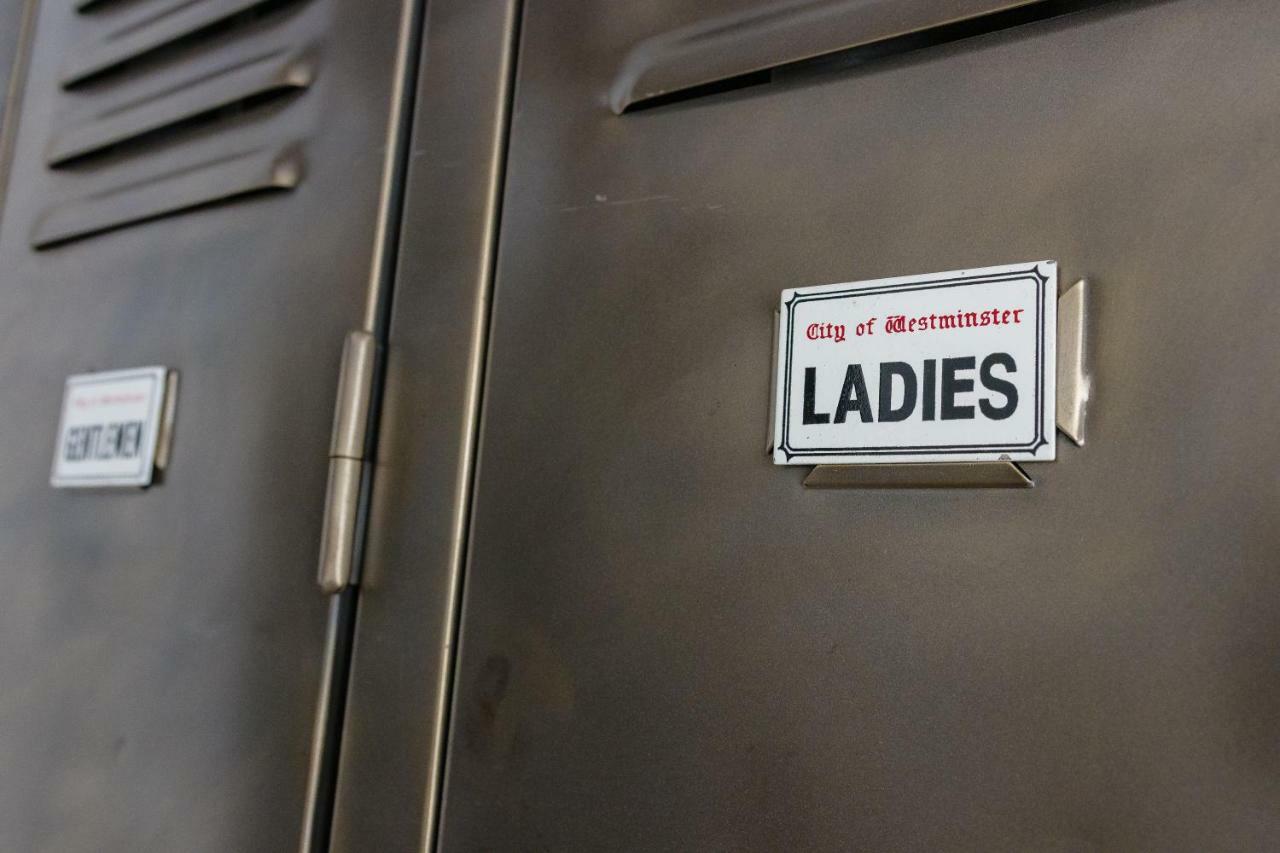 La Parenthèse *